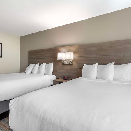Best Western Plus Stephenville Inn Exterior photo