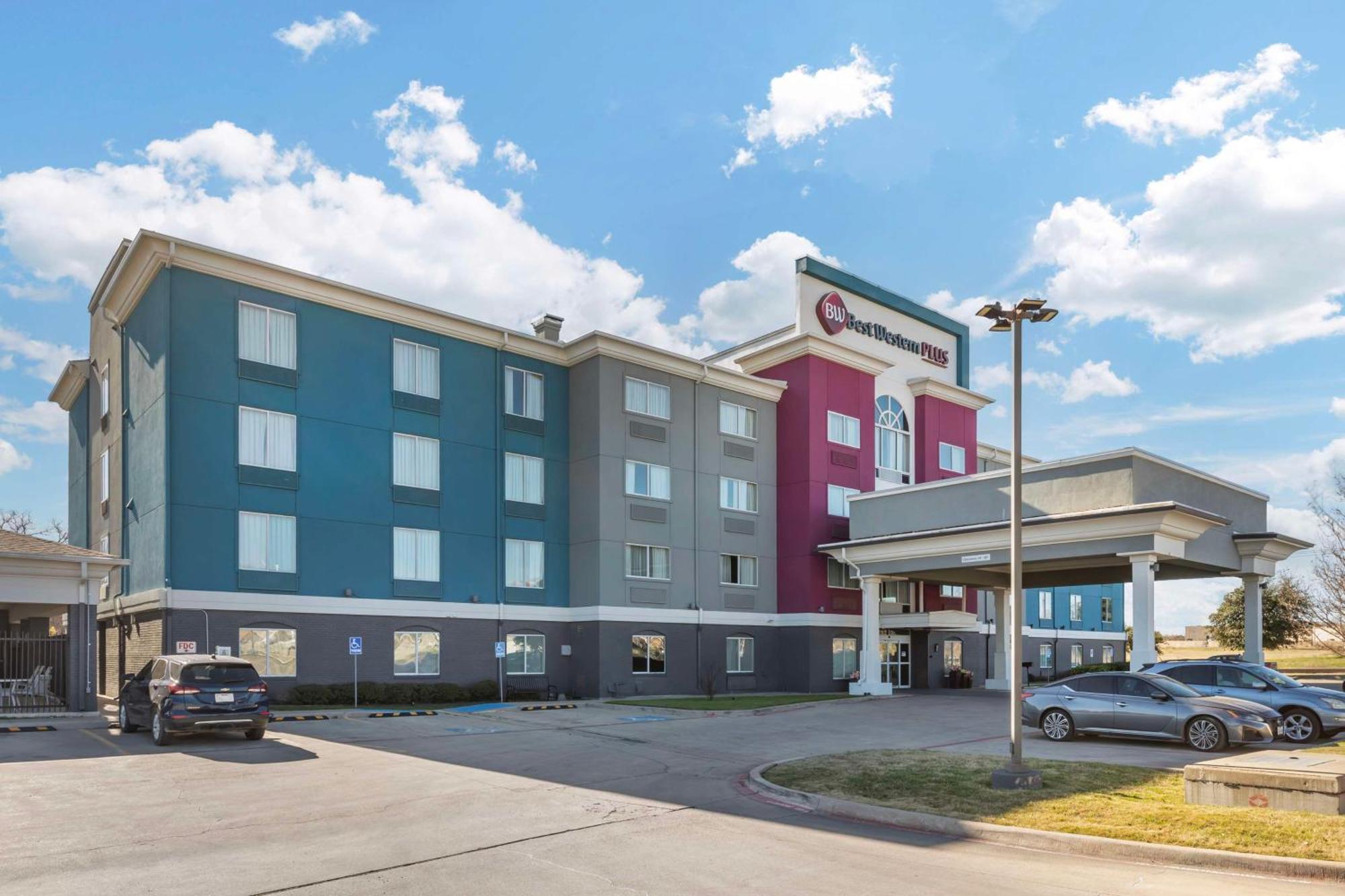 Best Western Plus Stephenville Inn Exterior photo